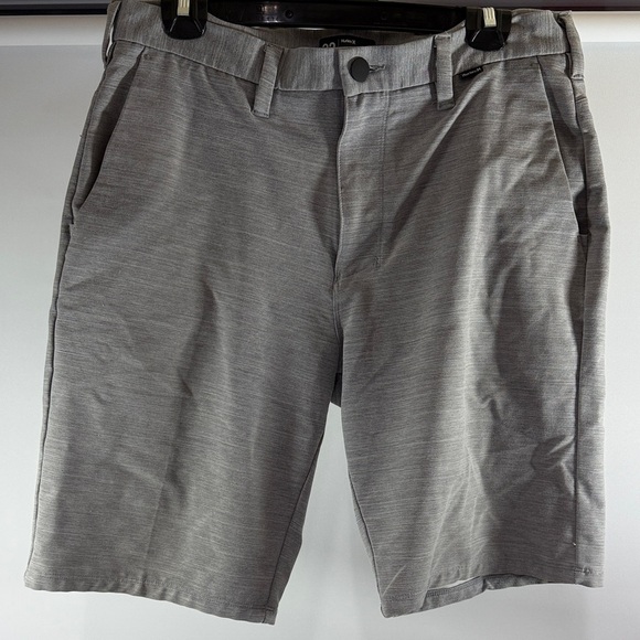 Hurley Men's Light Gray Flat Front Shorts - Picture 1 of 11
